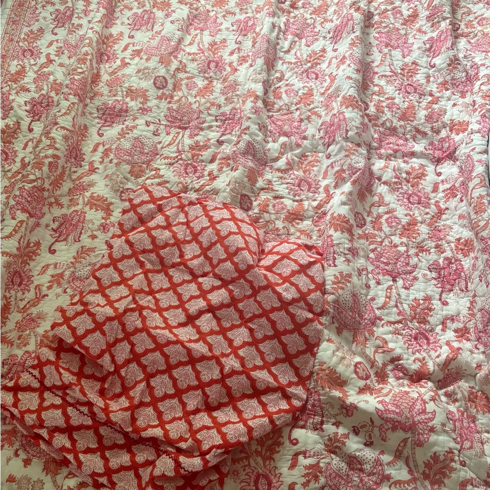 Twin Roller Rabbit Pink/soft orange Duvet Cover  standard  matching pillow case.
